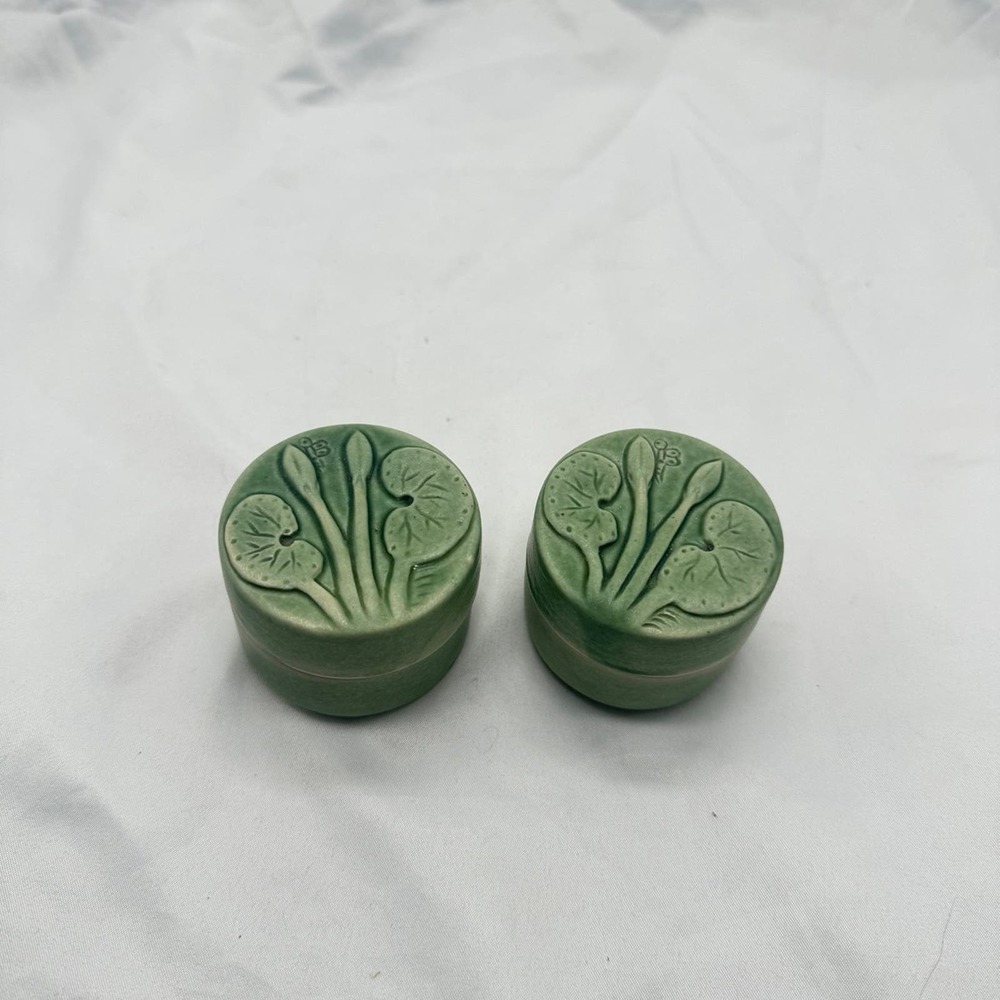 VTG set Novica porcelain trinket boxes